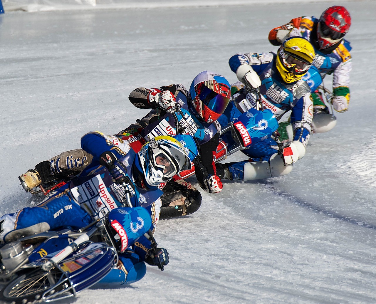 Ice racing
